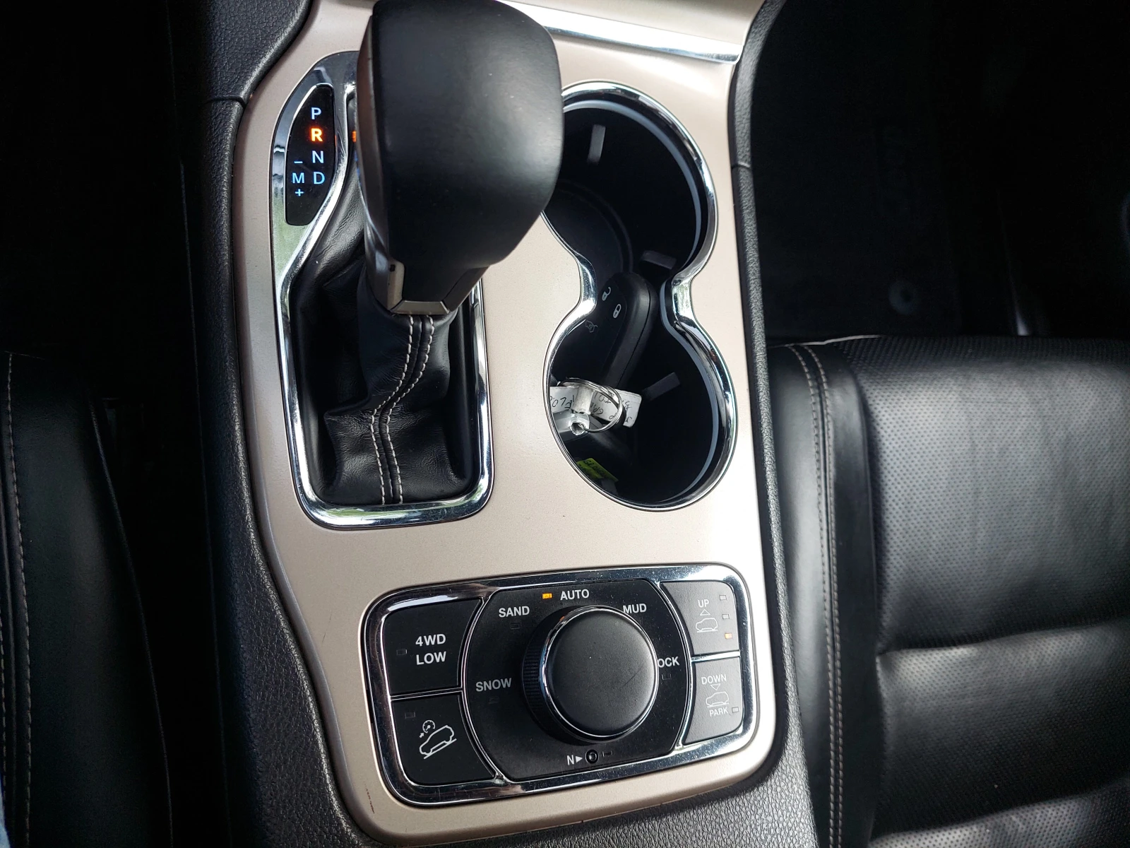 Jeep Grand cherokee 3, 0D 111K KM OVERLAND | Mobile.bg   14