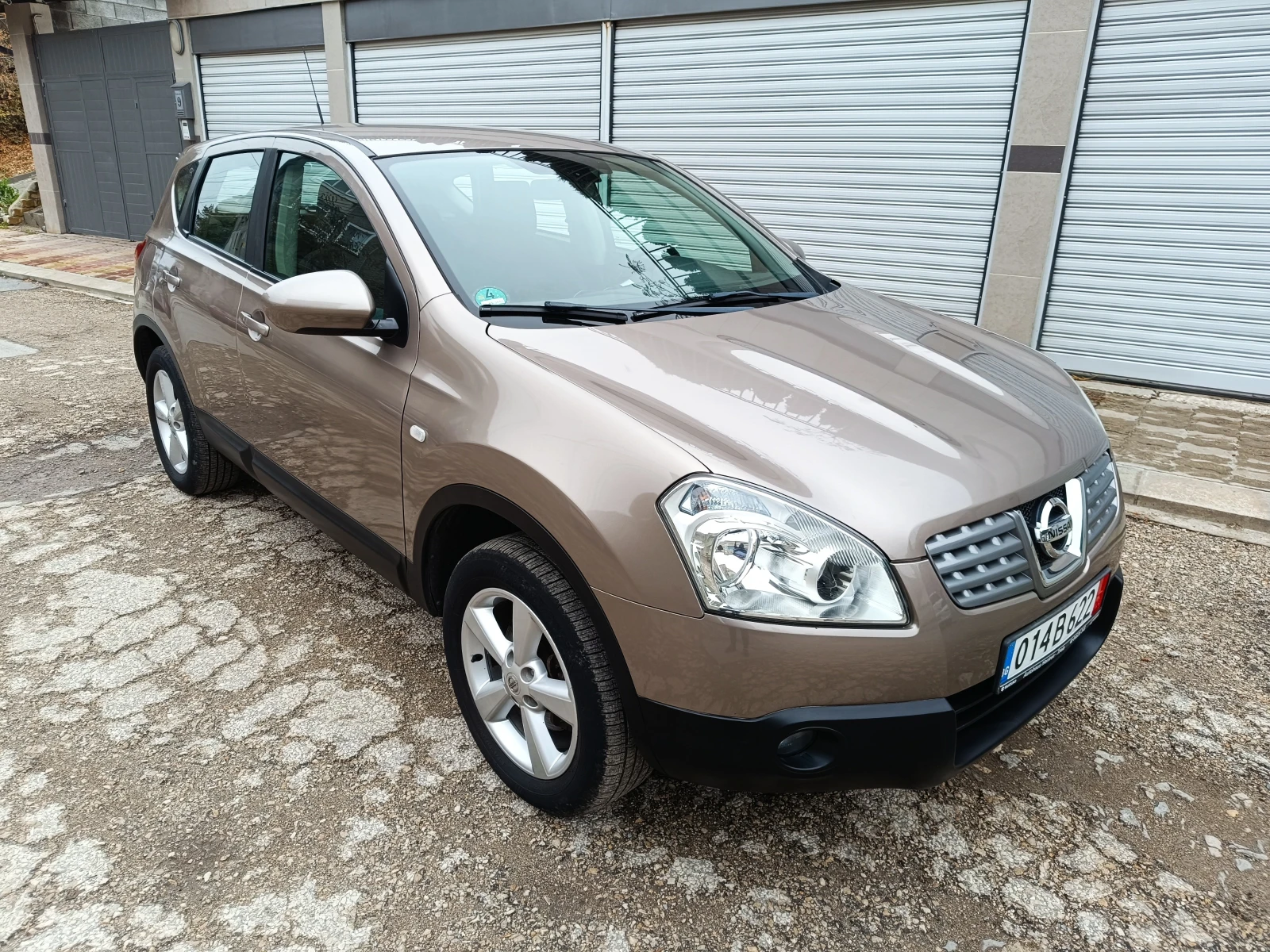 Nissan Qashqai 2.0 141кс автоматик - изображение 3