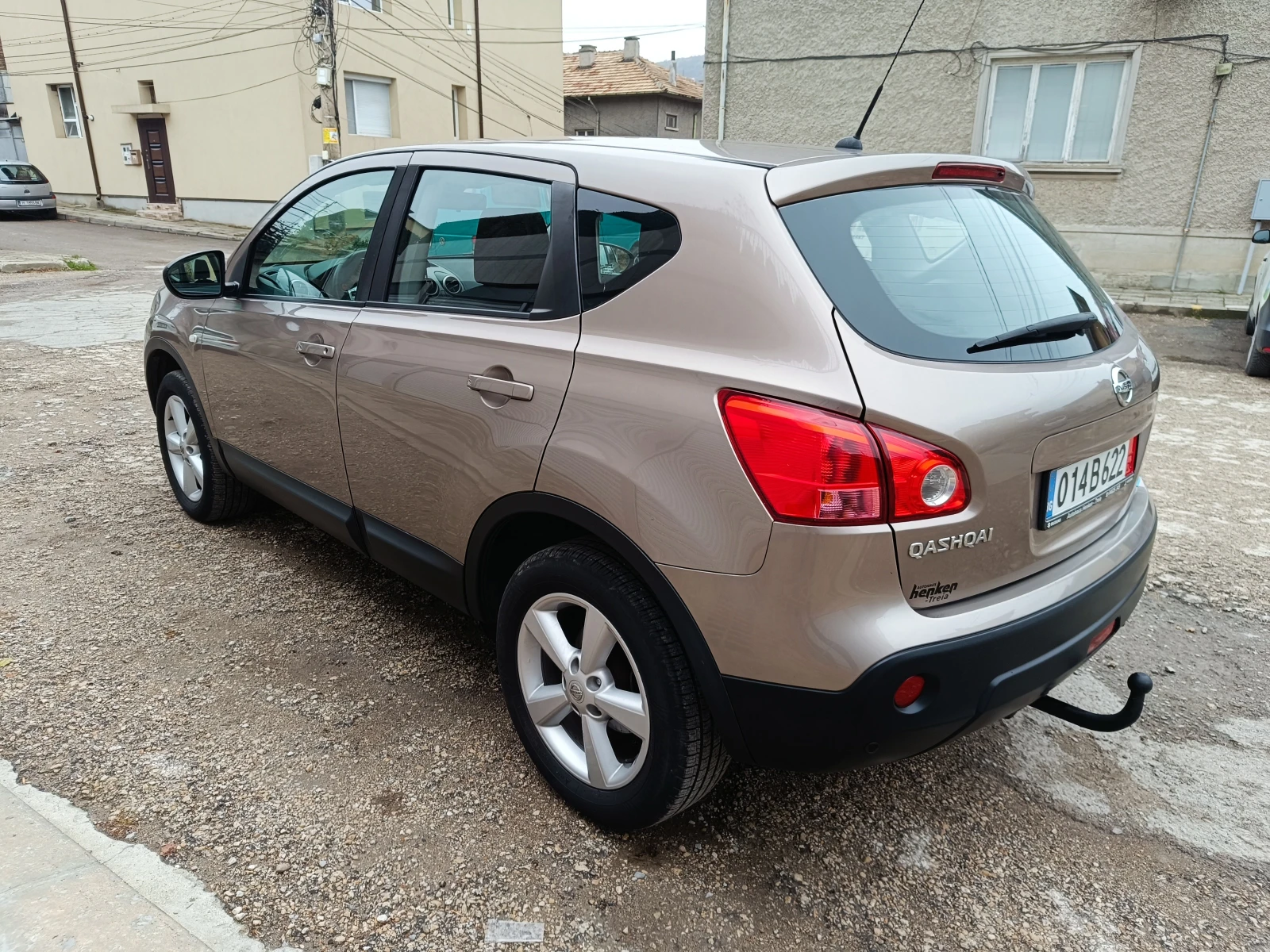 Nissan Qashqai 2.0 141кс автоматик - изображение 6