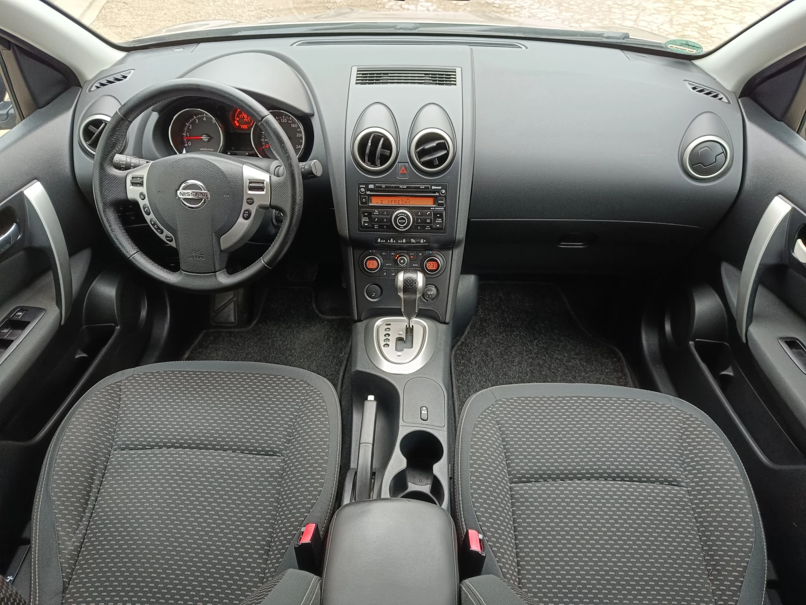 Nissan Qashqai 2.0 141кс автоматик - изображение 10