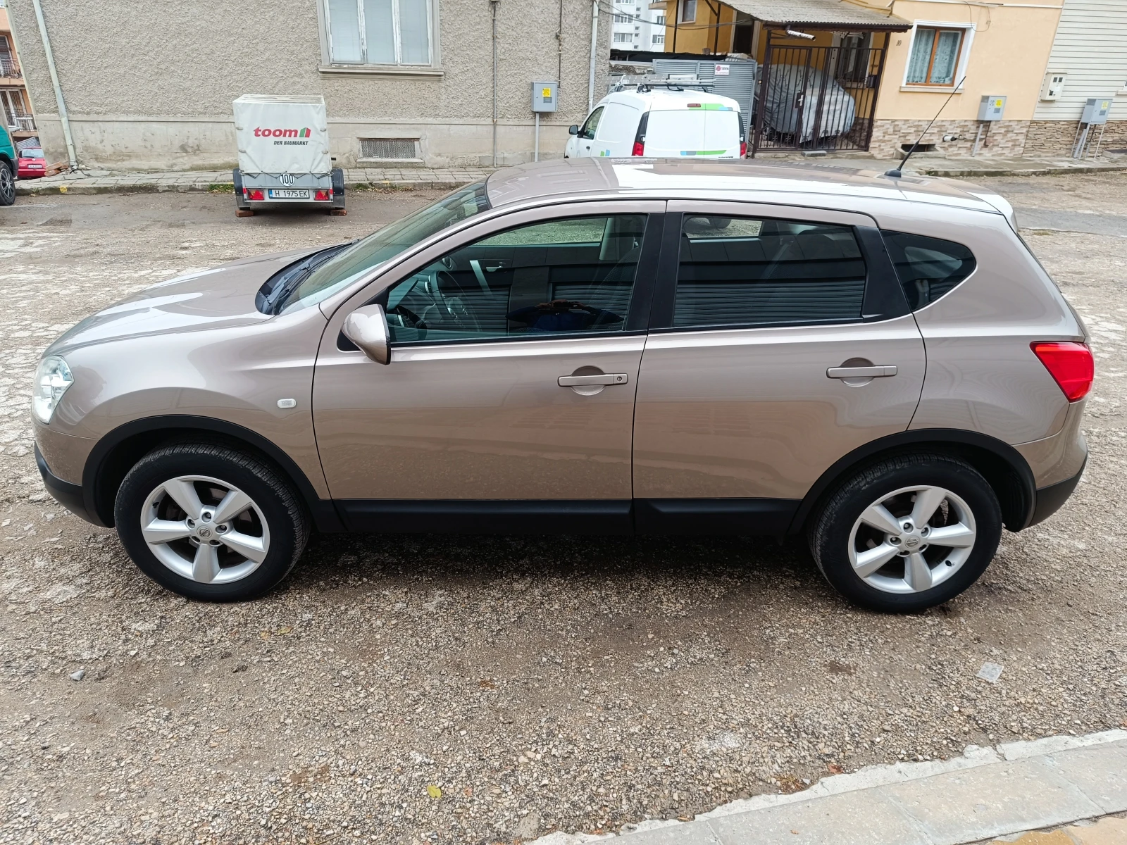 Nissan Qashqai 2.0 141кс автоматик - изображение 8