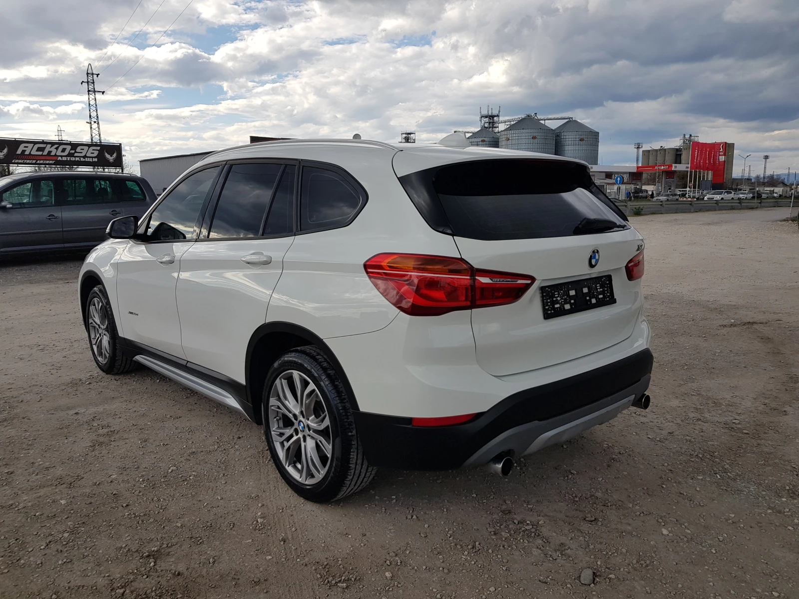 BMW X1 XDRIVE 25D-231 к.с. EURO 6B ЛИЗИНГ - изображение 7