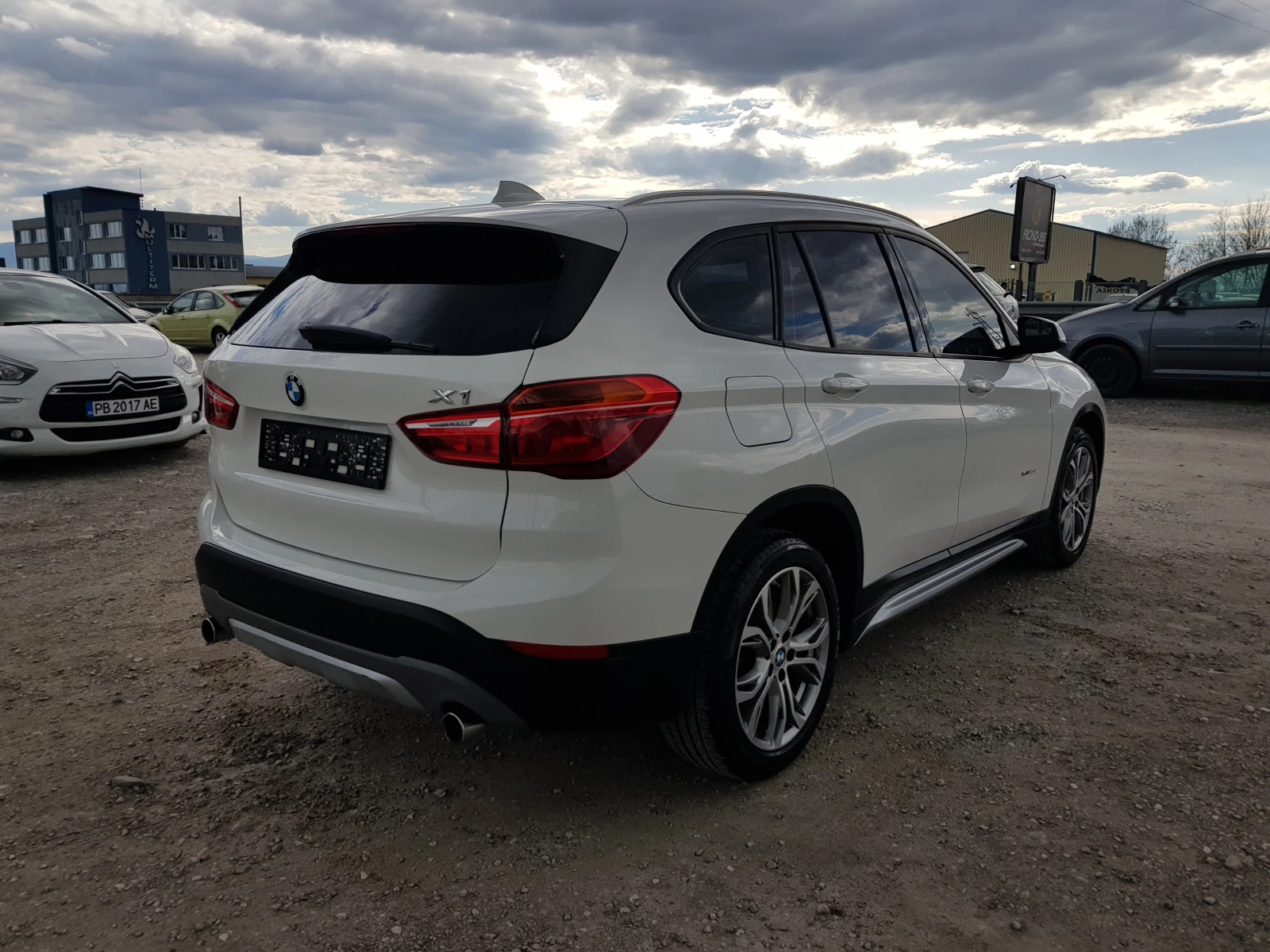 BMW X1 XDRIVE 25D-231 к.с. EURO 6B ЛИЗИНГ - изображение 5