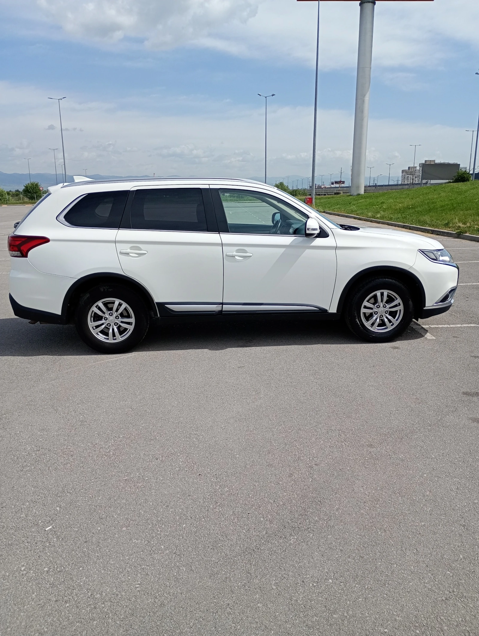 Mitsubishi Outlander  - изображение 5