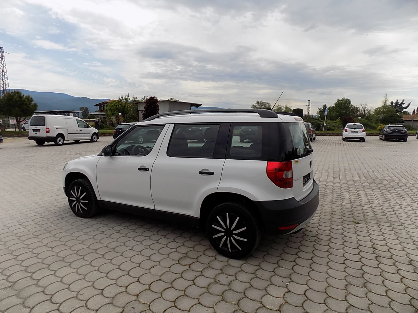 Skoda Yeti  - изображение 7