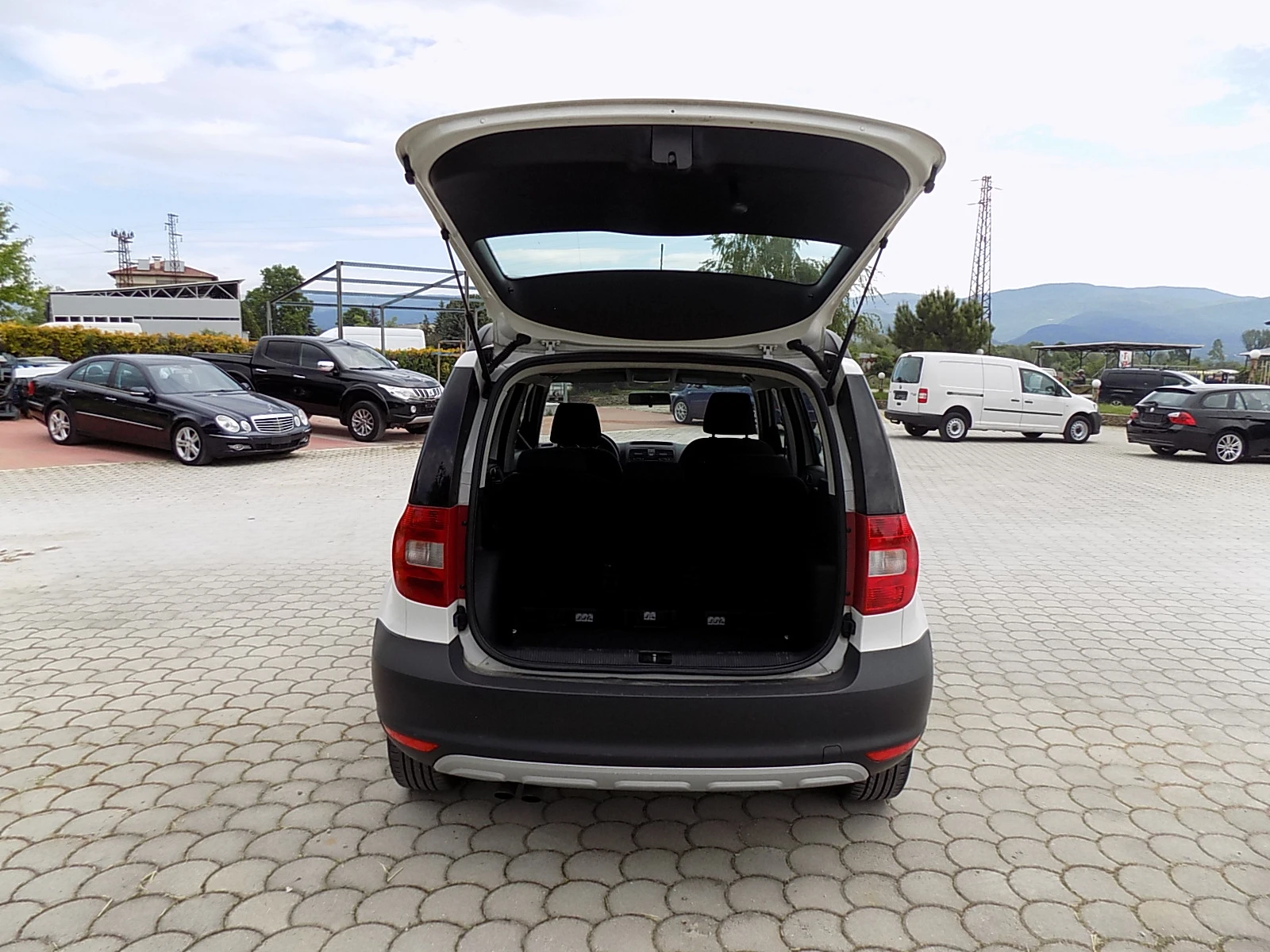 Skoda Yeti  - изображение 8