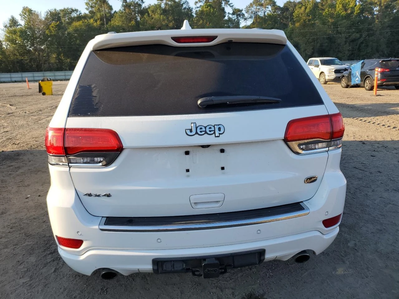 Jeep Grand cherokee OVERLAND* 5.7L* AWD* PANOROOF* LEATHER* CAMERA*  | Mobile.bg   5