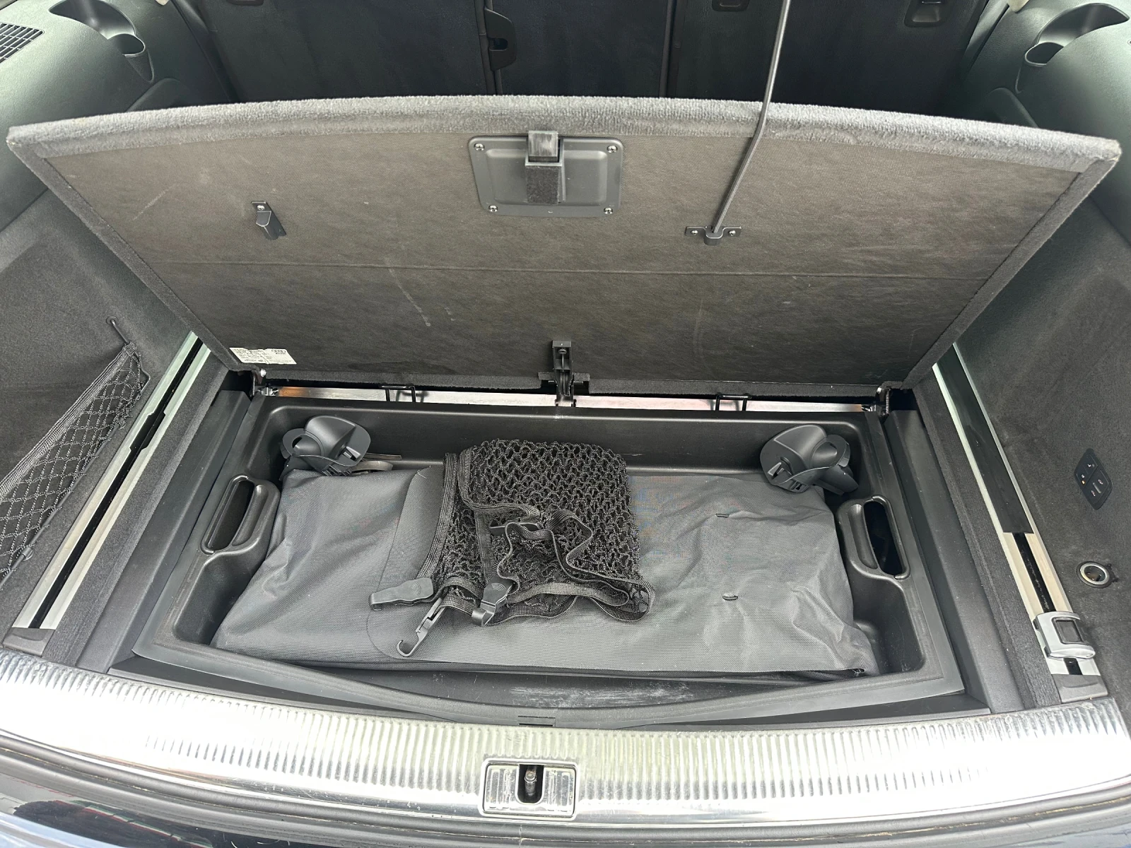 Audi Q7 4.2 TDI FACELIFT S-Line , снимка 14 - Автомобили и джипове - 54255854