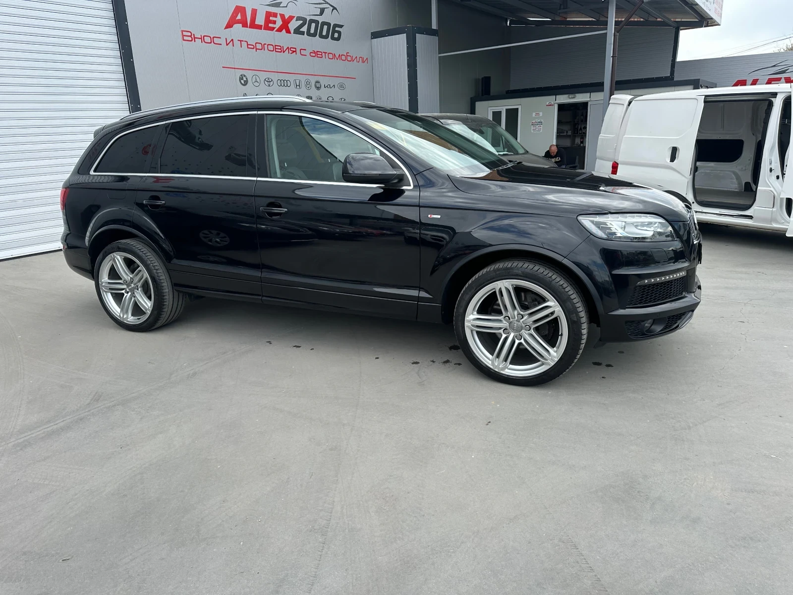 Audi Q7 4.2 TDI FACELIFT S-Line , снимка 7 - Автомобили и джипове - 54255854