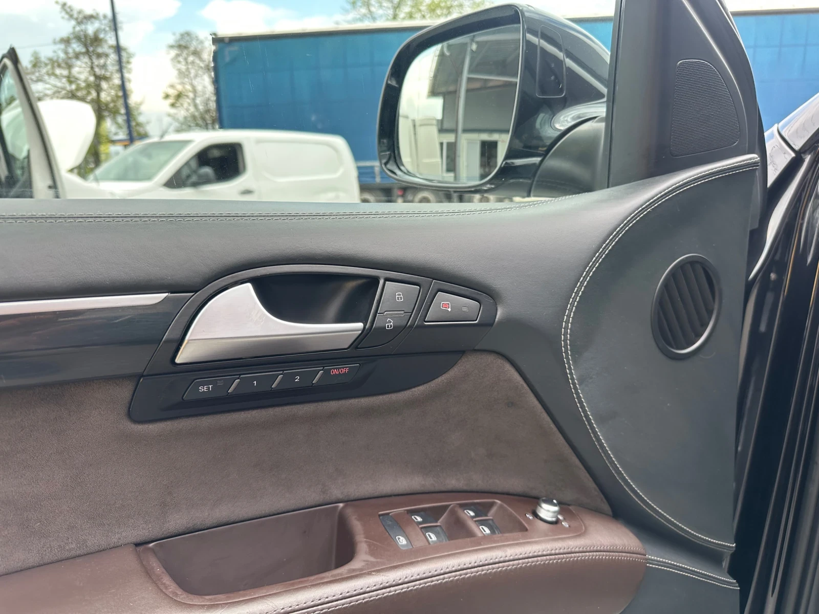 Audi Q7 4.2 TDI FACELIFT S-Line , снимка 13 - Автомобили и джипове - 54255854