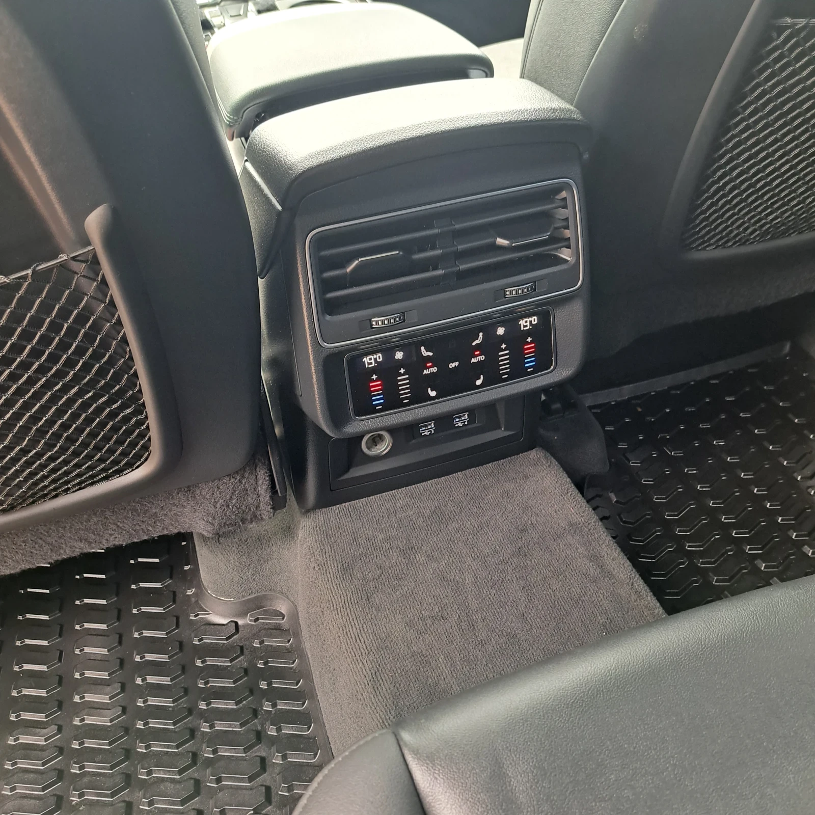 Audi Q7 S-Line Technik 3.0T Quattro, снимка 16 - Автомобили и джипове - 54493457