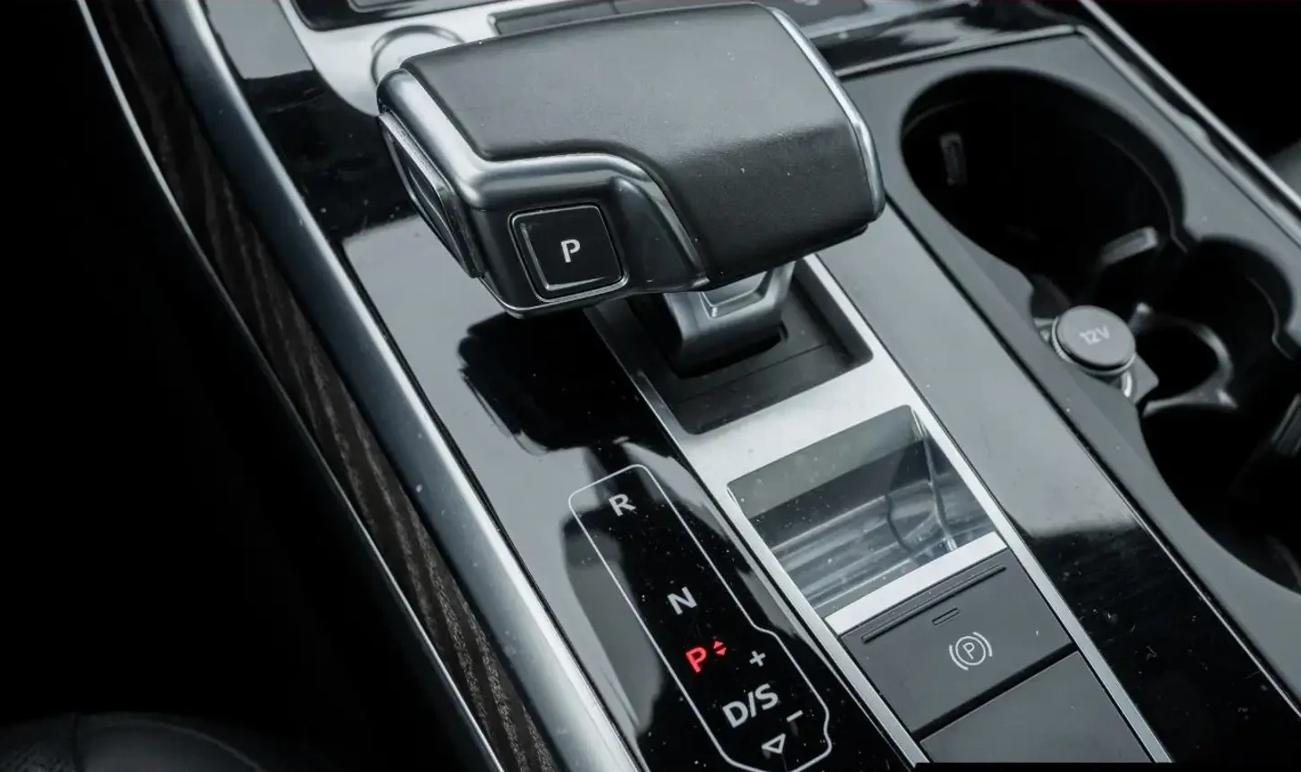 Audi Q7 55 TFSI PROGRESSIV, снимка 12 - Автомобили и джипове - 54625047