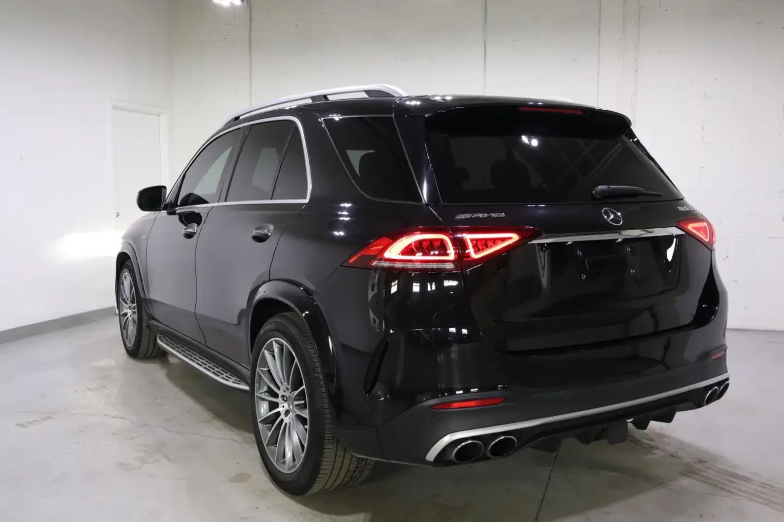 Mercedes-Benz GLE 53 4MATIC burmester* multibeam led* Parking Assist, снимка 5 - Автомобили и джипове - 54799038