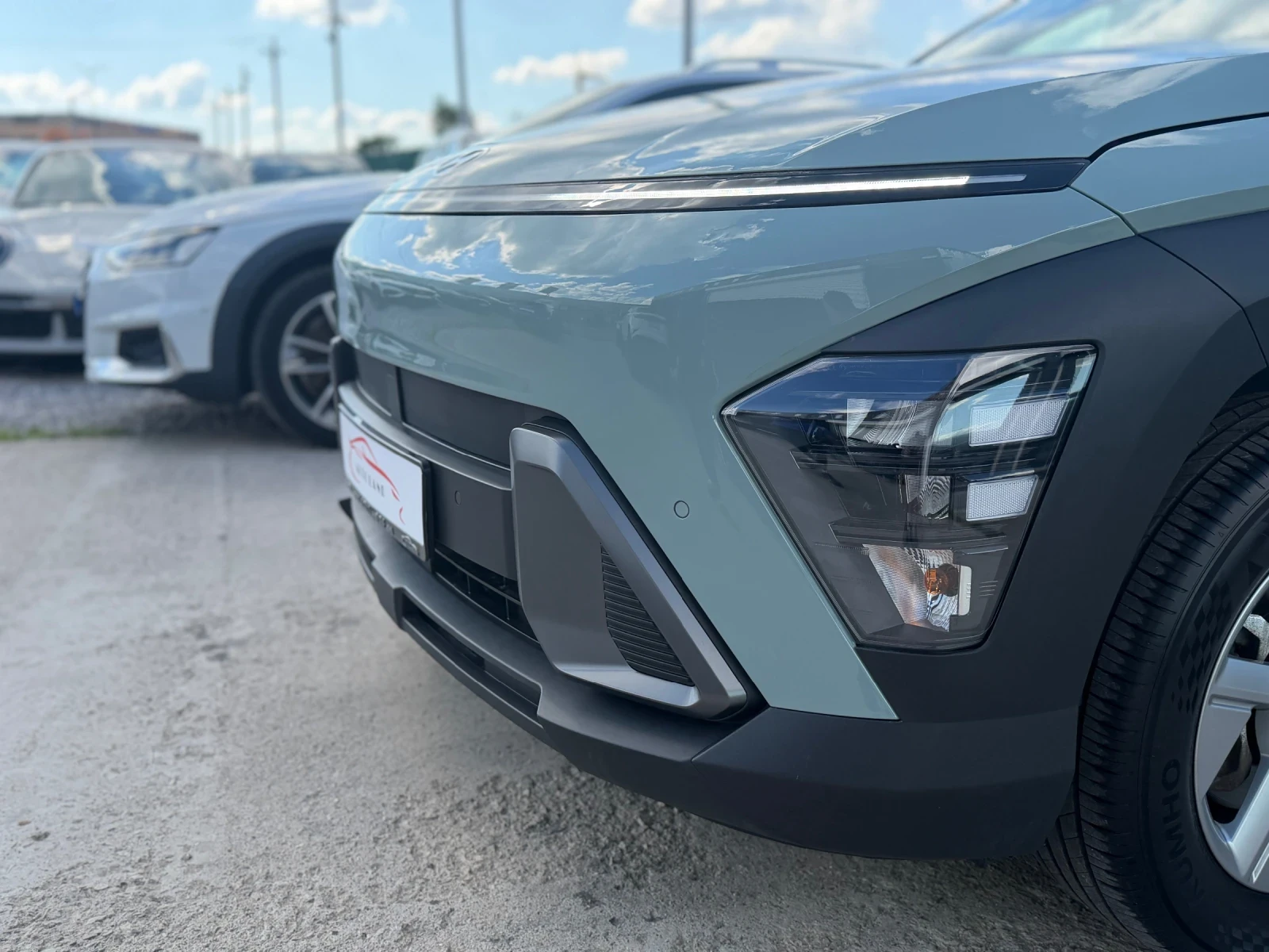 Hyundai Kona Hybrid/CAM/LED/NAVI/СОБСТВЕН ЛИЗИНГ, снимка 4 - Автомобили и джипове - 54836273