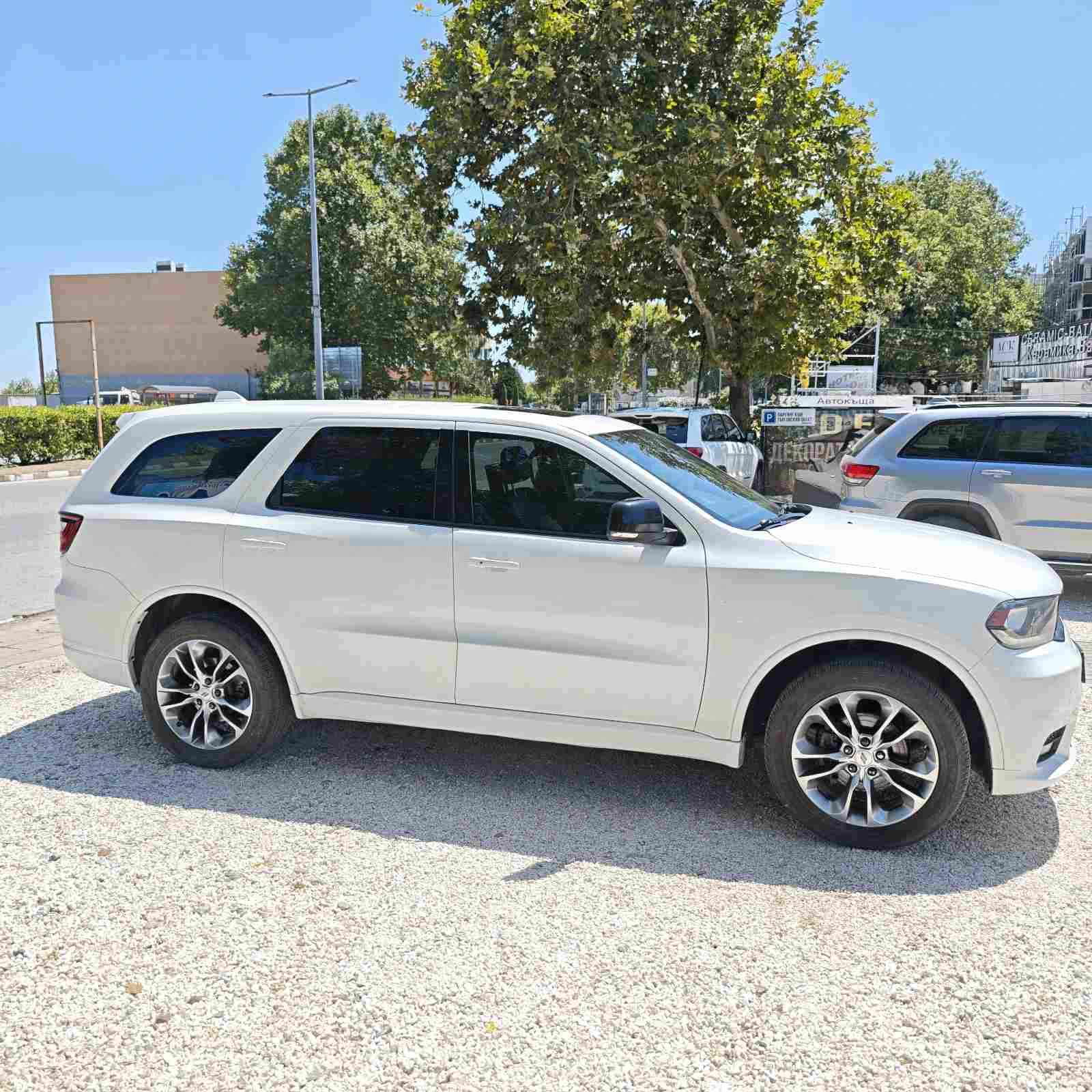 Dodge Durango, снимка 7 - Автомобили и джипове - 55508356