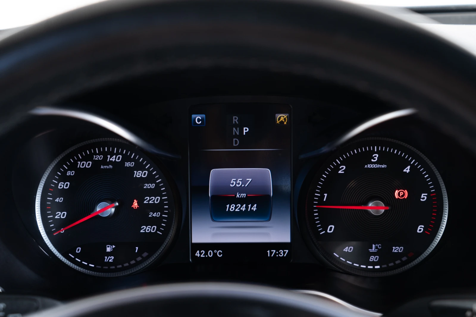 Mercedes-Benz GLC 250 AMG = EDITION 1 = DESIGNO = ГАРАНЦИЯ = ЛИЗИНГ, снимка 12 - Автомобили и джипове - 55646896