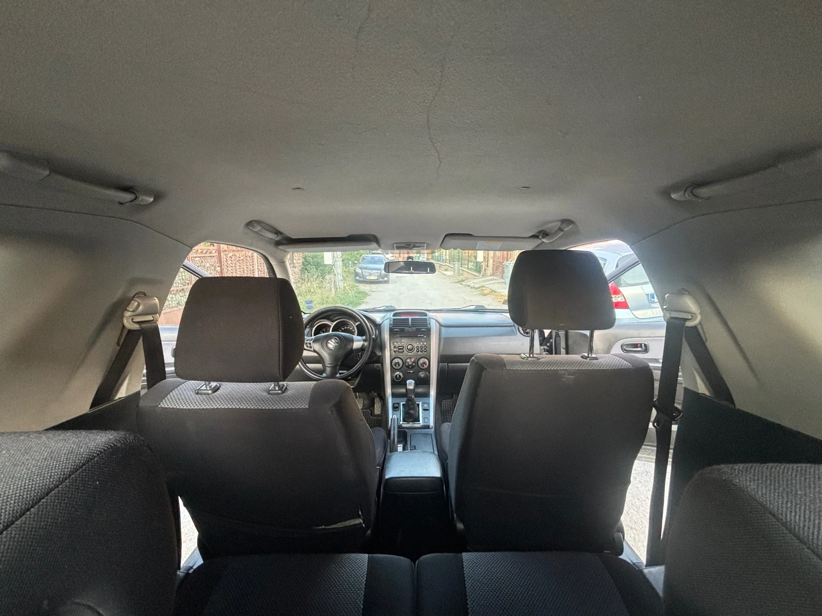 Suzuki Grand vitara 2.0 DDiS, снимка 12 - Автомобили и джипове - 55657295