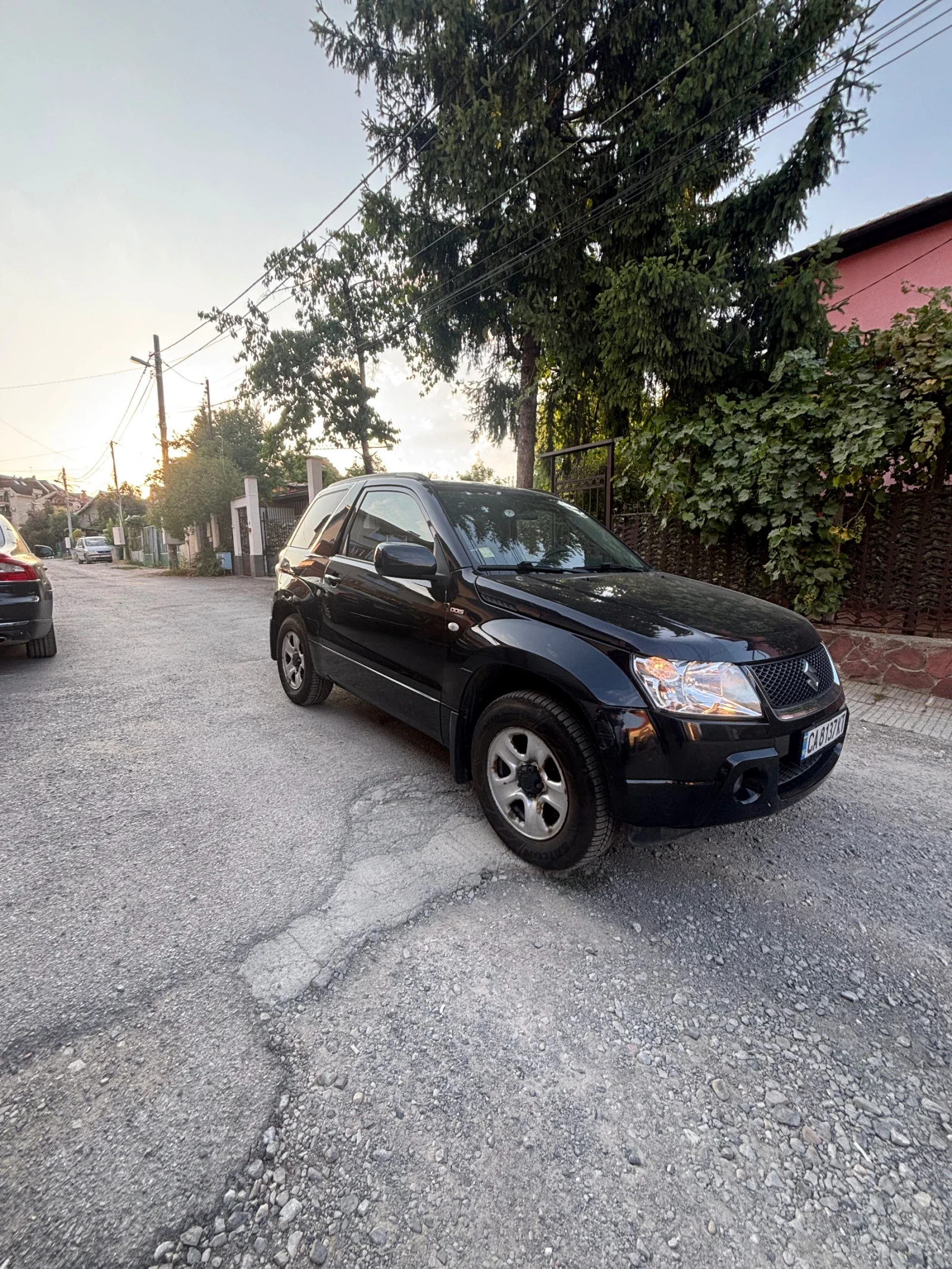 Suzuki Grand vitara 2.0 DDiS, снимка 2 - Автомобили и джипове - 55657295