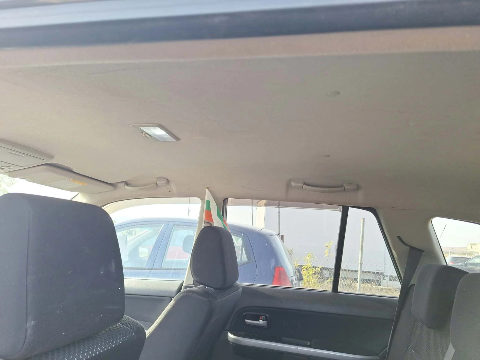 Suzuki Grand vitara 1.9DDIS, снимка 11 - Автомобили и джипове - 56343517