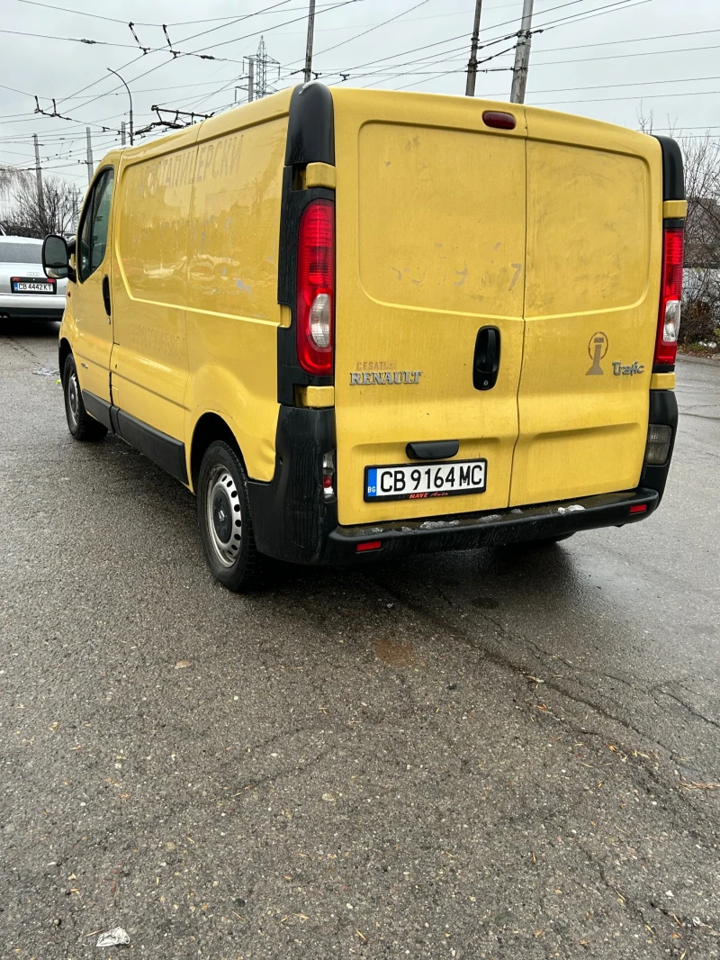 Renault Trafic, снимка 4 - Бусове и автобуси - 48166426