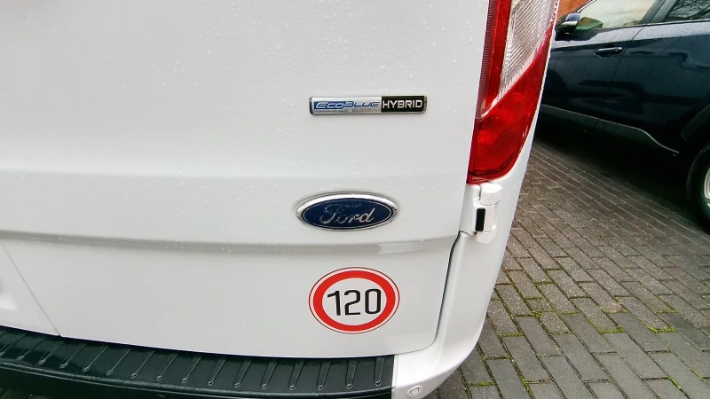 Ford Transit Custom 2.0 TDCI 130 L2 ECO BLUE HYBRID, снимка 8 - Бусове и автобуси - 53468612