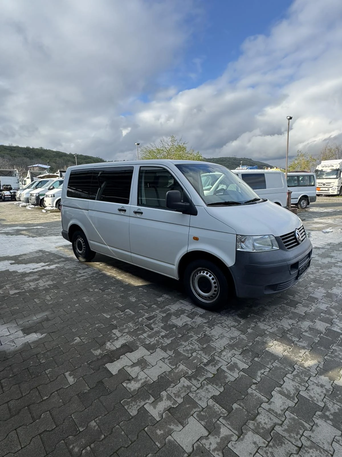VW Transporter 1.9 TDI - изображение 10