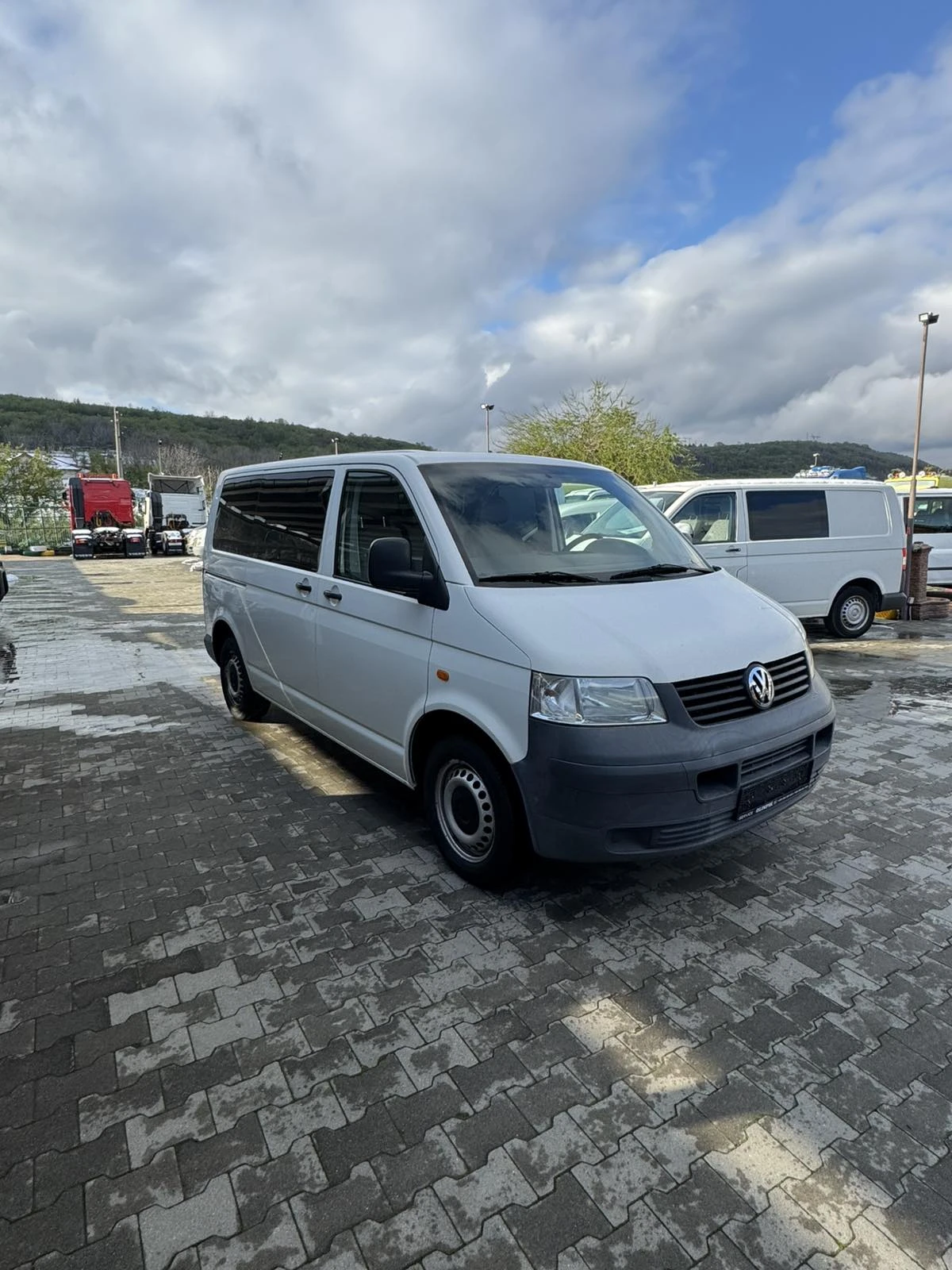 VW Transporter 1.9 TDI - изображение 9