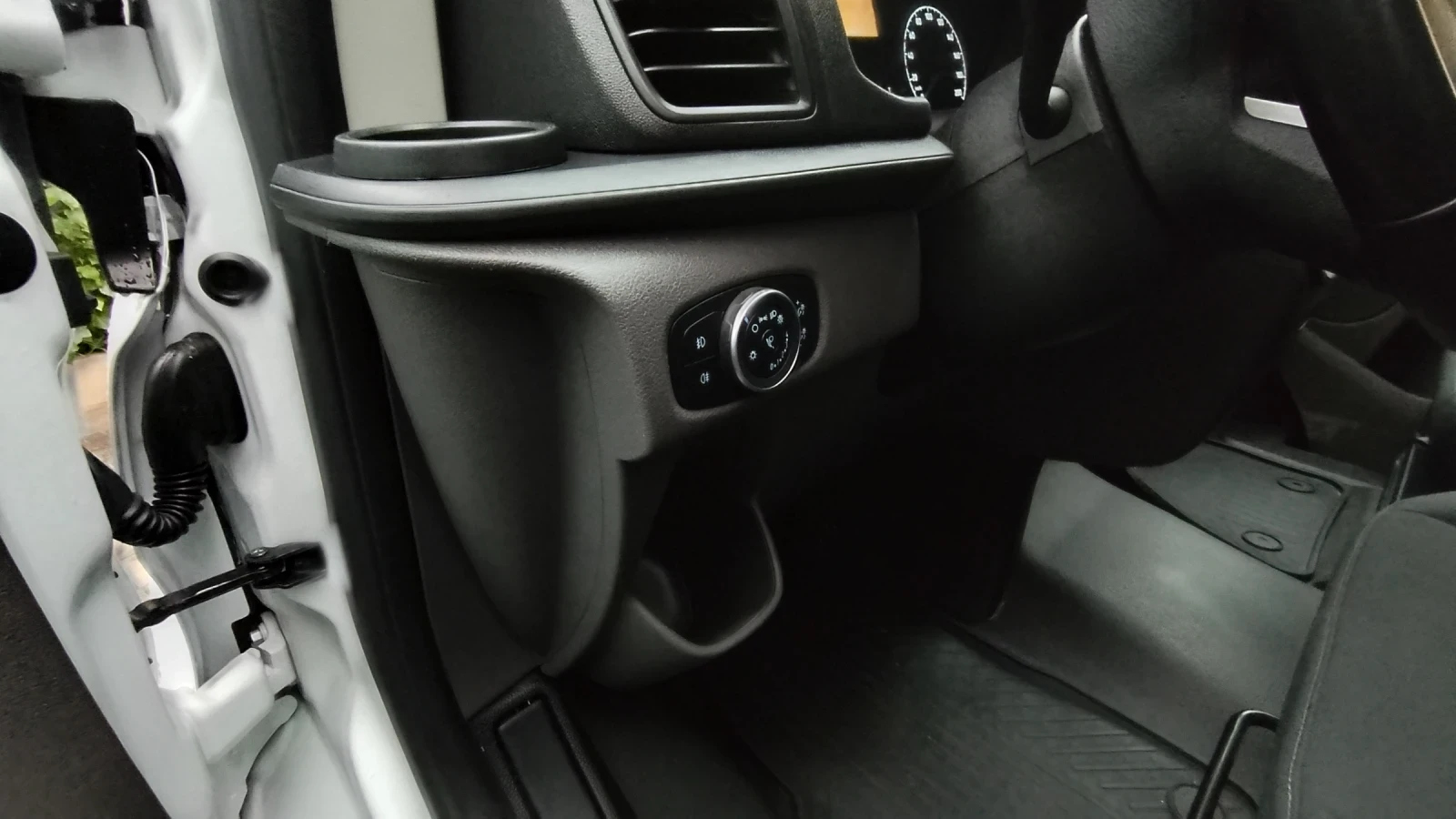 Ford Transit Custom 2.0 TDCI 130 L2 ECO BLUE HYBRID, снимка 15 - Бусове и автобуси - 54248696