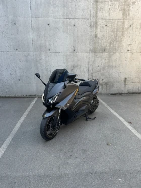  Yamaha T-max