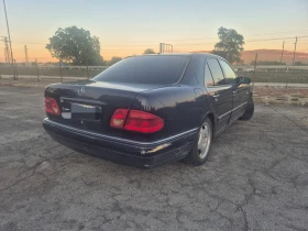 Mercedes-Benz E 200, снимка 3