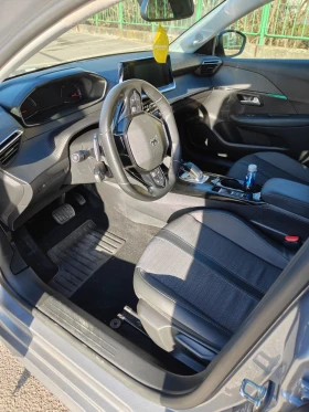 Peugeot 208 1.2 puretech, снимка 9