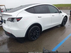 Tesla Model Y Long Range Dual Motor All-Wheel Drive, снимка 4