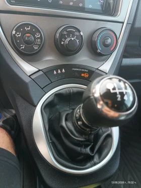 Toyota Verso S 1.4 D4D 90кс. Multimedia 6 скорости, снимка 5