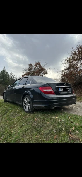 Mercedes-Benz C 320, снимка 4