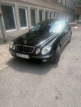     Mercedes-Benz E 320 3.2