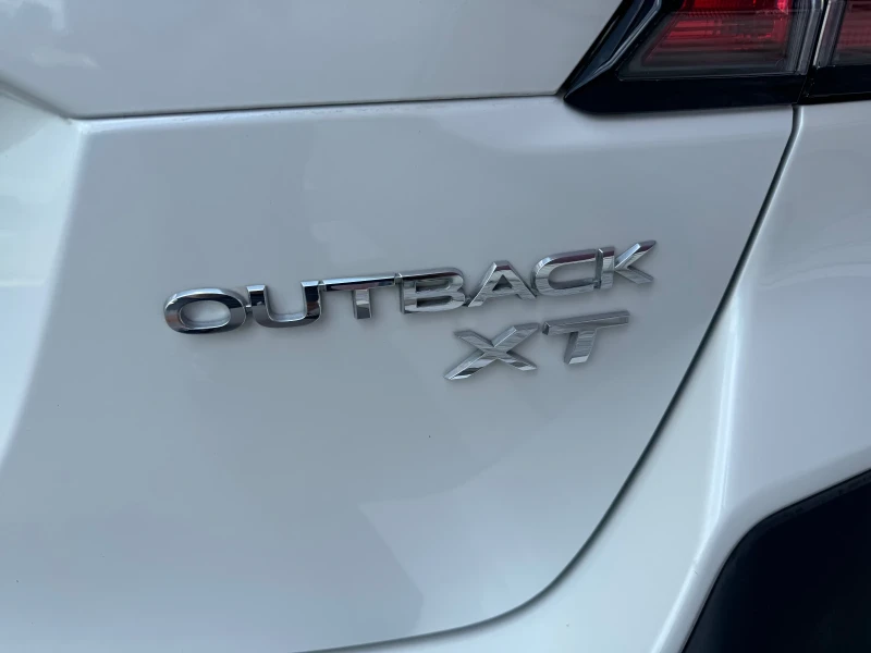 Subaru Outback 2, 4 XT, снимка 8 - Автомобили и джипове - 47260373