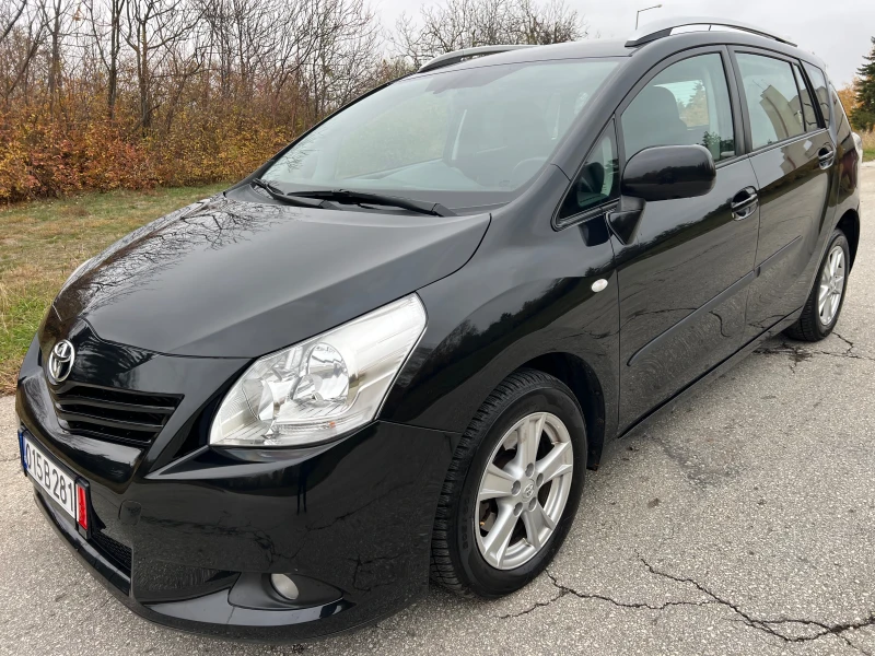 Toyota Verso 2.0 D4D/126p.s-Keyless Go/Kamera, снимка 1 - Автомобили и джипове - 47991668