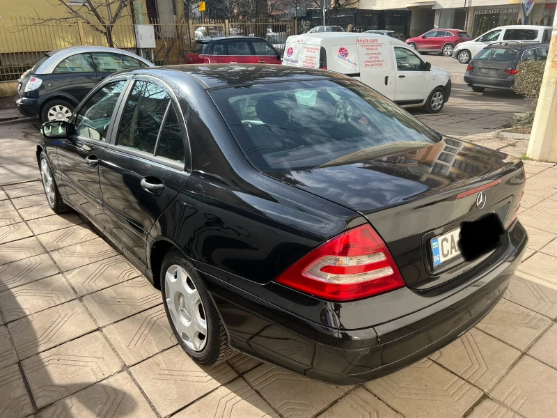 Mercedes-Benz C 180, снимка 2 - Автомобили и джипове - 49593114