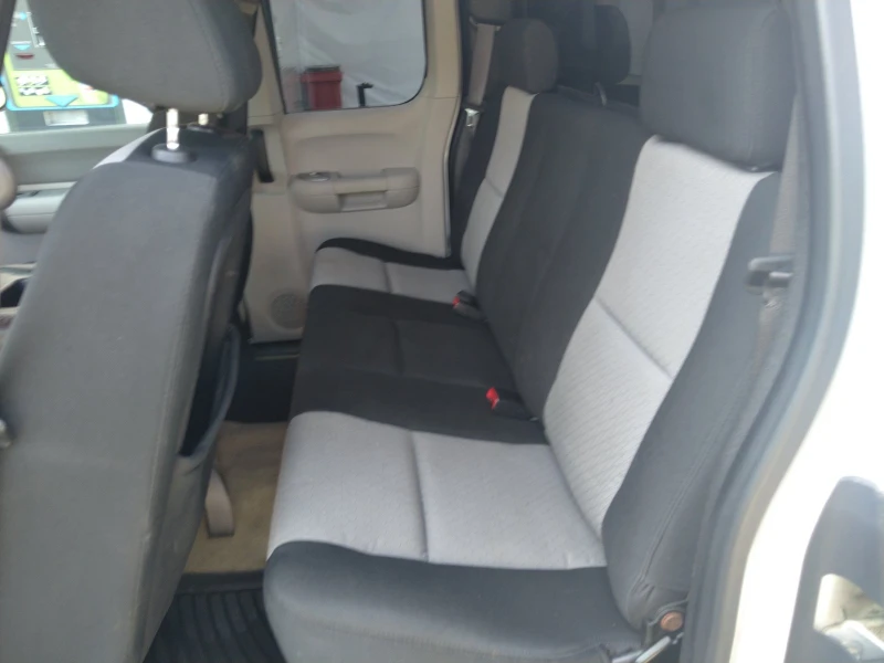 Chevrolet Silverado 4, 8 + АГУ 4x4, снимка 11 - Автомобили и джипове - 50786684