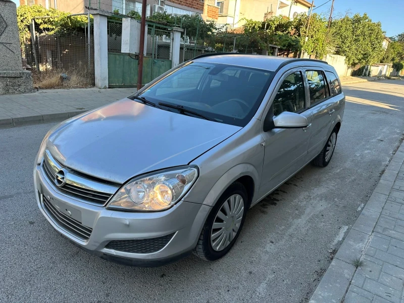 Opel Astra 1.9CDTI 101 , снимка 3 - Автомобили и джипове - 51897479