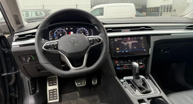 VW Arteon 2.0TDI/R-LINE/150HP/DSG/ACC/360/KLESS/L.ASS/772f, снимка 5 - Автомобили и джипове - 51767503