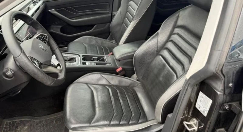 VW Arteon 2.0TDI/R-LINE/150HP/DSG/ACC/360/KLESS/L.ASS/772f, снимка 4 - Автомобили и джипове - 51767503