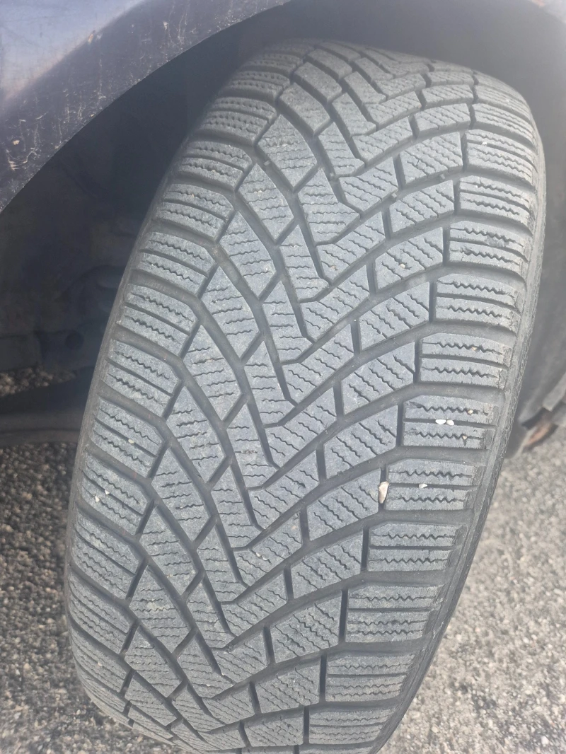 Mercedes-Benz E 200, снимка 8 - Автомобили и джипове - 52655263