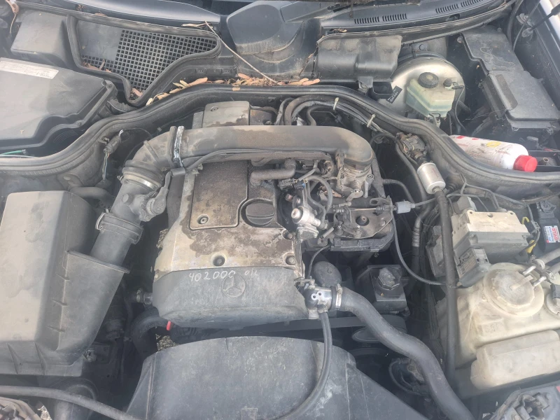 Mercedes-Benz E 200, снимка 6 - Автомобили и джипове - 52655263