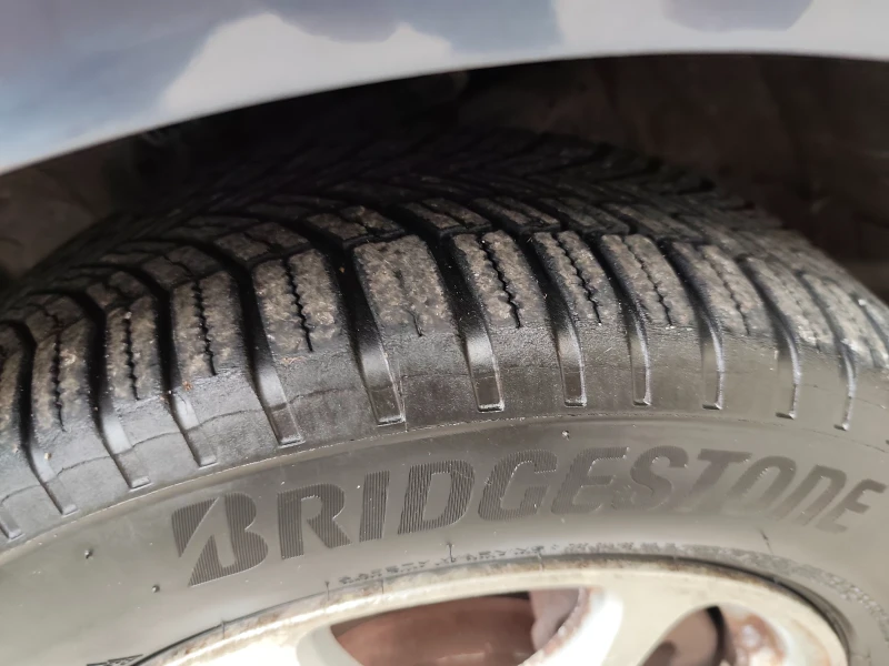 Honda Fr-v 1.7 ГАЗ-ИНЖ * КЛИМАТРОНИК* !ТОП!, снимка 14 - Автомобили и джипове - 52524381