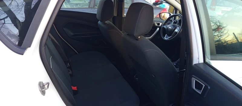Ford Fiesta 1.3KLIMA EURO 5, снимка 13 - Автомобили и джипове - 52850774