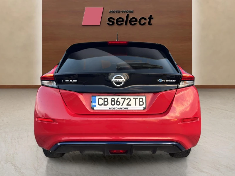 Nissan Leaf  40 KWh, снимка 8 - Автомобили и джипове - 53429606