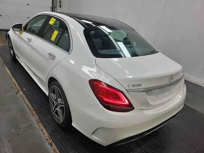 Mercedes-Benz C 300 * CARFAX * ЦЕНА ДО БГ, снимка 6 - Автомобили и джипове - 53443302