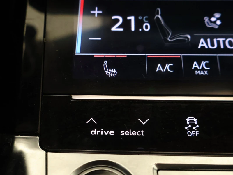 Audi E-Tron 55 SPORTBACK 95KWH QUATTRO 408КС MATRIX ШИБЕДАХ, снимка 11 - Автомобили и джипове - 53521214