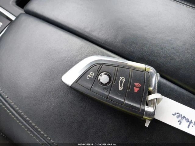 BMW X5M * XDRIVE* КОЖА* ПОДГРЕВ* BANG&OLUFSEN* ПАНО* , снимка 14 - Автомобили и джипове - 53976350